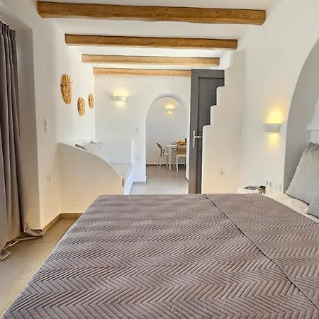 Polychronis Private Pollonia