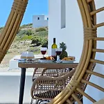 Polychronis Private Villa Pollonia