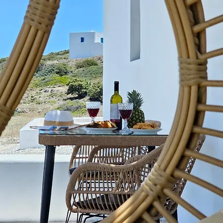 Polychronis Private Villa Pollonia