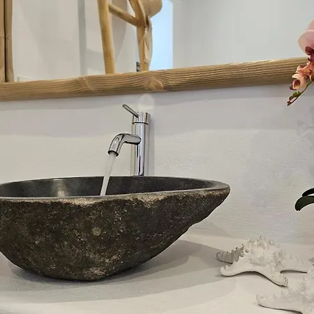 Polychronis Private Villa Pollonia